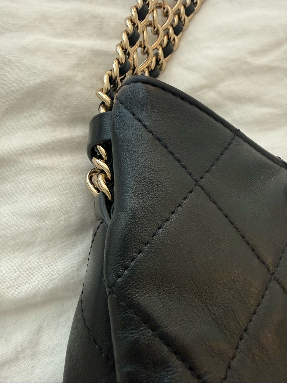 Chanel 22P Hobo Bag in Black Lambskin and LGHW - MSRP $5100 - Picture 6 of 15